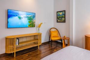 An Lac Saigon Airport Apartment for week and month stay