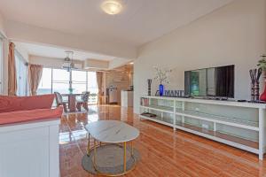 The Galvis Pool Villa - Boutique Stay Near Na Jomtien Beach