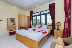 The Cloud Pool Beachside