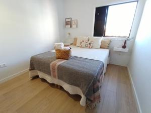 Cozy-Central Apartment4