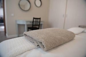 Stylish & Brand New 1 BDR Apartment in Old Town