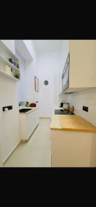 Budapest Digital Apartment - Modern new renovated apartment peaceful & close to Budapest city center