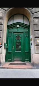 Budapest Digital Apartment - Modern new renovated apartment peaceful & close to Budapest city center