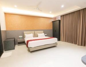 The Hoften Sterling Plaza Near Kempegowda International Airport