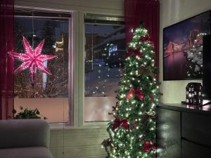 Half of a semi-detached house with 2 bedrooms, 1100 m to city center!