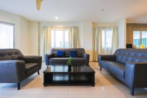 Marina Island Lumut 3 Bedroom Holiday Apartment