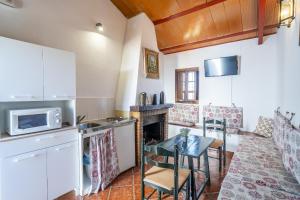 Cubos Casa Rural El Castillo Cortijo el Puntal