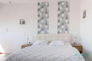 527 - T2 en duplex avec vue sur la plage et le Port dErquy