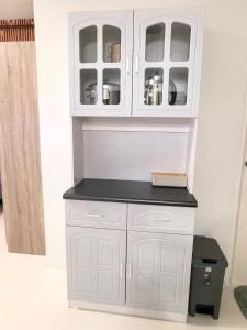 Travellers Hub Studio with Balcony-Pool-Near Airport, Puerto Prinsesa,Palawan