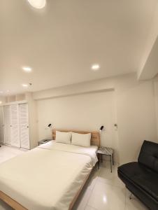 jomtien Beach Condo by Silvia