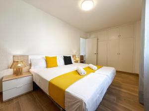 DOMuum Holidays - DELFOS