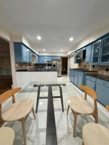 Royal Lane near Love Field