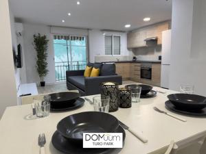 DOMuum Holidays - TURÓ PARK