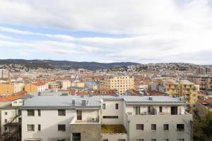 Free Parking & City View Capitolina Apartment