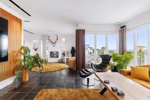 Eksklusiv Ferieoase Med Plads Til Hele Familien, Med Udsigt Til Fjorden