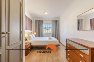 #056 Old Post Office by Home Holidays