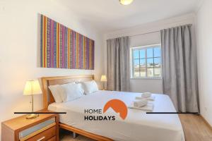 #056 Old Post Office by Home Holidays