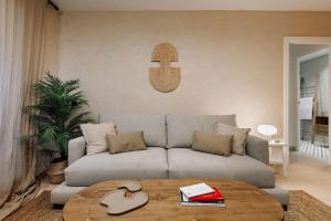 Impressive beachfront home