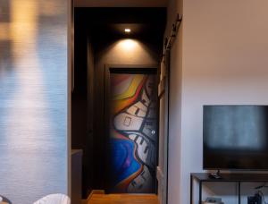 Luxury Art & Chromotherapy Apt-Hospital District5