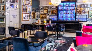 Vertigo Hotel, By Marriott, a Member of Design Hotels