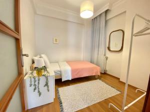 Central Location 3 Bedroom Flat - No6