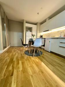 Reginas Apartment in Diamond Residence