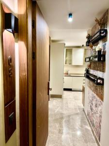 SALVia Loft - Sweetness and Cozy Apartment with Terrace Near Mohammed V Stadium