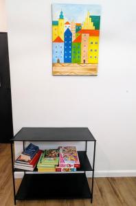 City Center Gem Huge Patio, AC & Modern Design