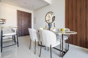 Frank Porter - Silverene Towers