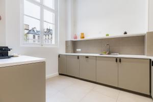 Elegant 2 air-conditioned bedrooms Close to Trocadéro