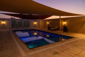 Private Oasis In Barka Gardens, playgrounds & Pools, perfect family Gateway
