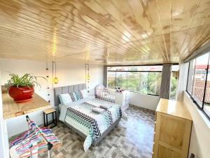 Casita Cusco Spacious 2BR apartment great views, balcony, WiFi