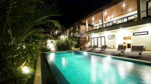 Aman Amed Lima 3BR Villa w Panoramic Ocean Views