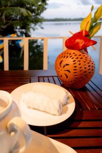 Scenery River Star Hotel