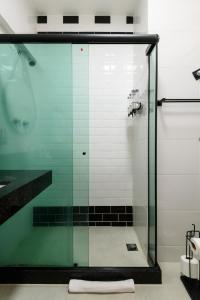 Newly renovated, 2 min from the beach, split air-conditioning