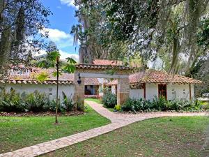 Hacienda La Armenia, Hotel Campestre BnB en Sopó