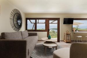 Triade IONICA Villas by Rodostamo Collection