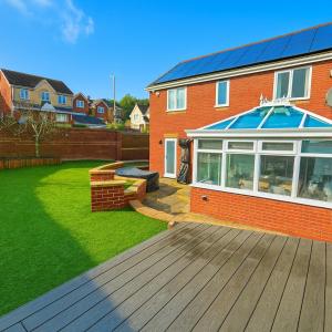 Bright and Spacious Blackwood Home 4 Bedroom Sleeps 8