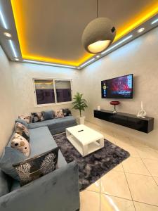 Cozy apartment 3 min from Airport