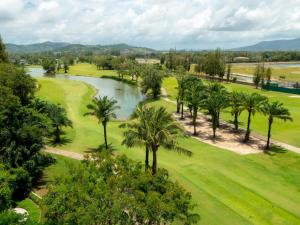 Melia 2BR with Rooftop Pool - Skypark Laguna by TropicLook