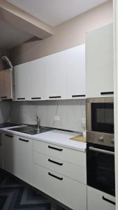 Cozy Apartment In The Center Of Tirana