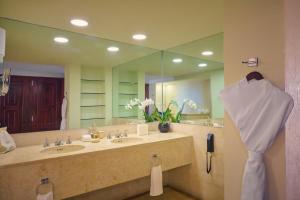 Grand Fiesta Americana Los CabosInclusive Golf & Spa