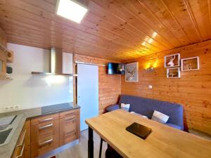 Charmant studio équipé et paisible - Garage privé