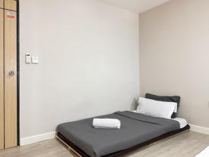 High Floor 1BR for 3 Walk to BTS City Center