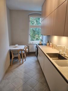 Bright Cozy flat near Mauerpark