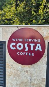 Apartment with green terrace