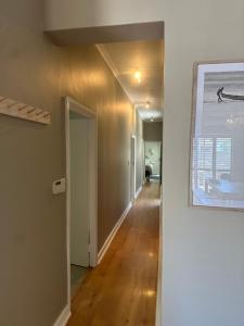 Entire home in Cape Town, Green Point, King Beds