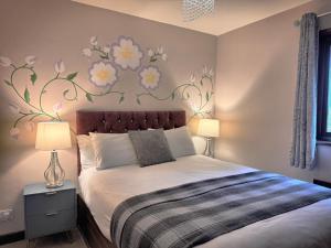 Primrose 18 Hot Tub-Tenby