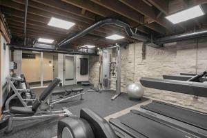 The 1865 Nashville Experience With Speakeasy, Pool & Parking