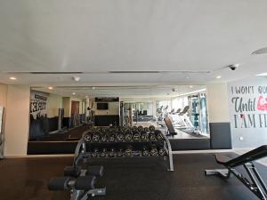 Centrally Located 1 BR in Damac Reva - 7 Min walk to Dubai Mall